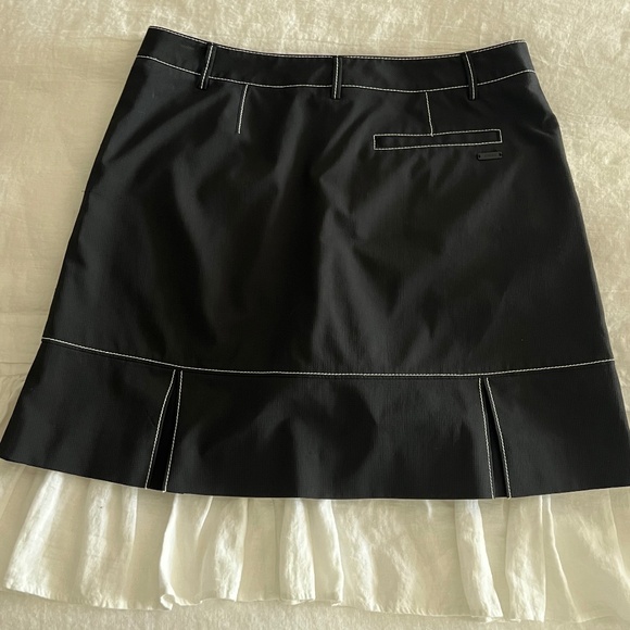 Annika Cutter & Buck Black Pleated Hem Skort Size 6 - Picture 4 of 11